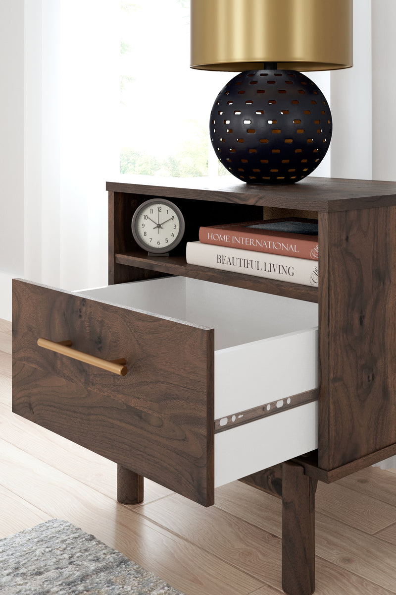 Calverson Mocha Nightstand - EB3660-291