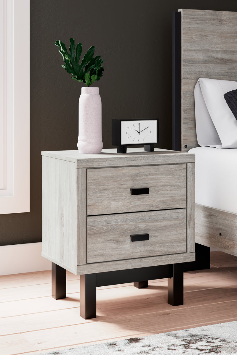 Vessalli Two-tone Nightstand - B1036-92